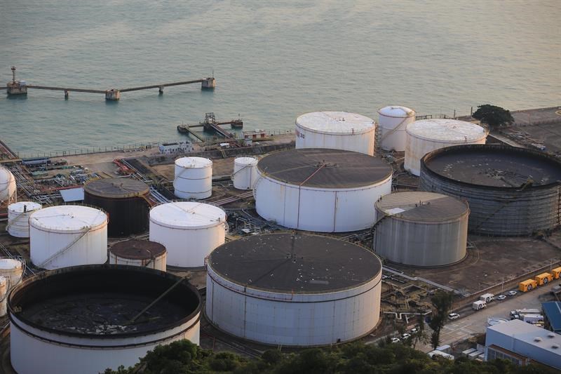 Oil tanks in Hong Kong
